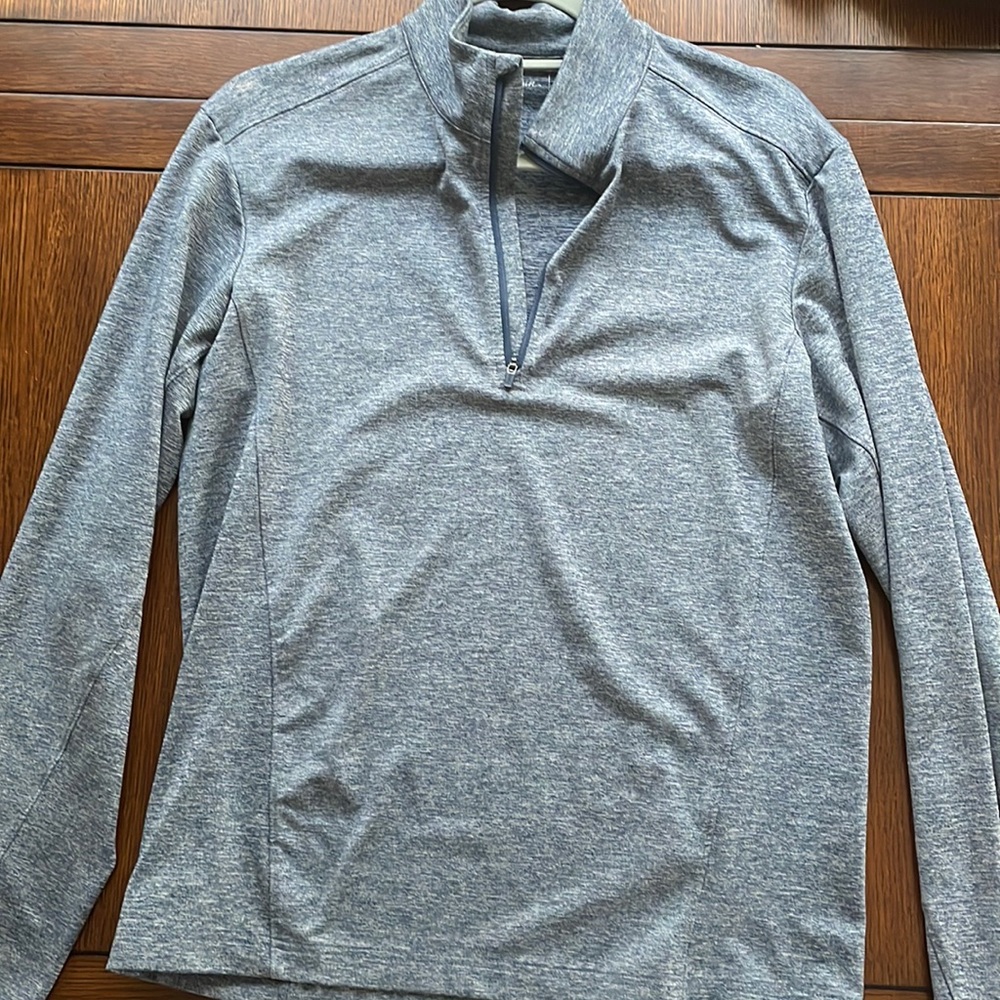 Walter Hagen quarter zip. Size S